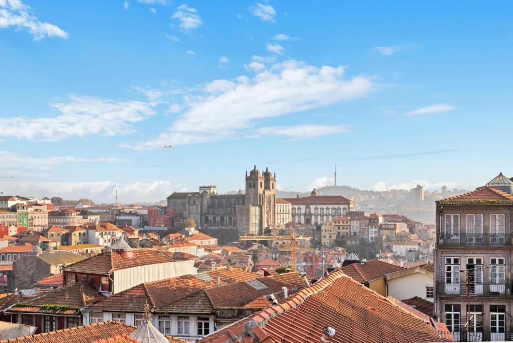 Host Wise - Lovely Shinny Flats With Balcony - Clerigos Porto Exterior photo